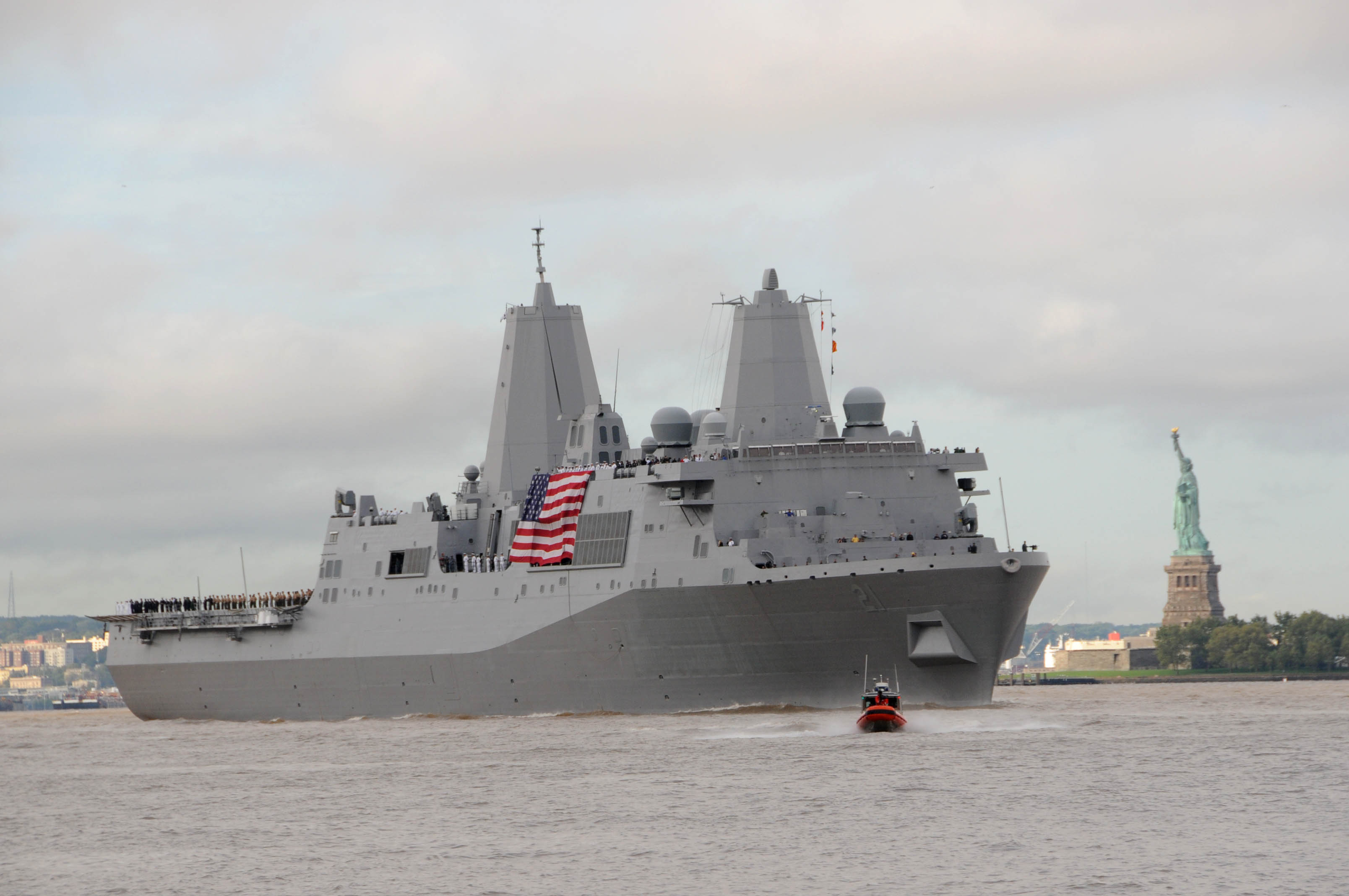 090811USSNEWYORK4SW.jpg