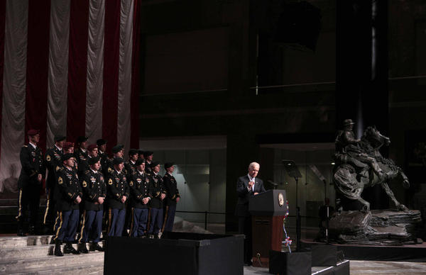 bidenflag656219.jpg