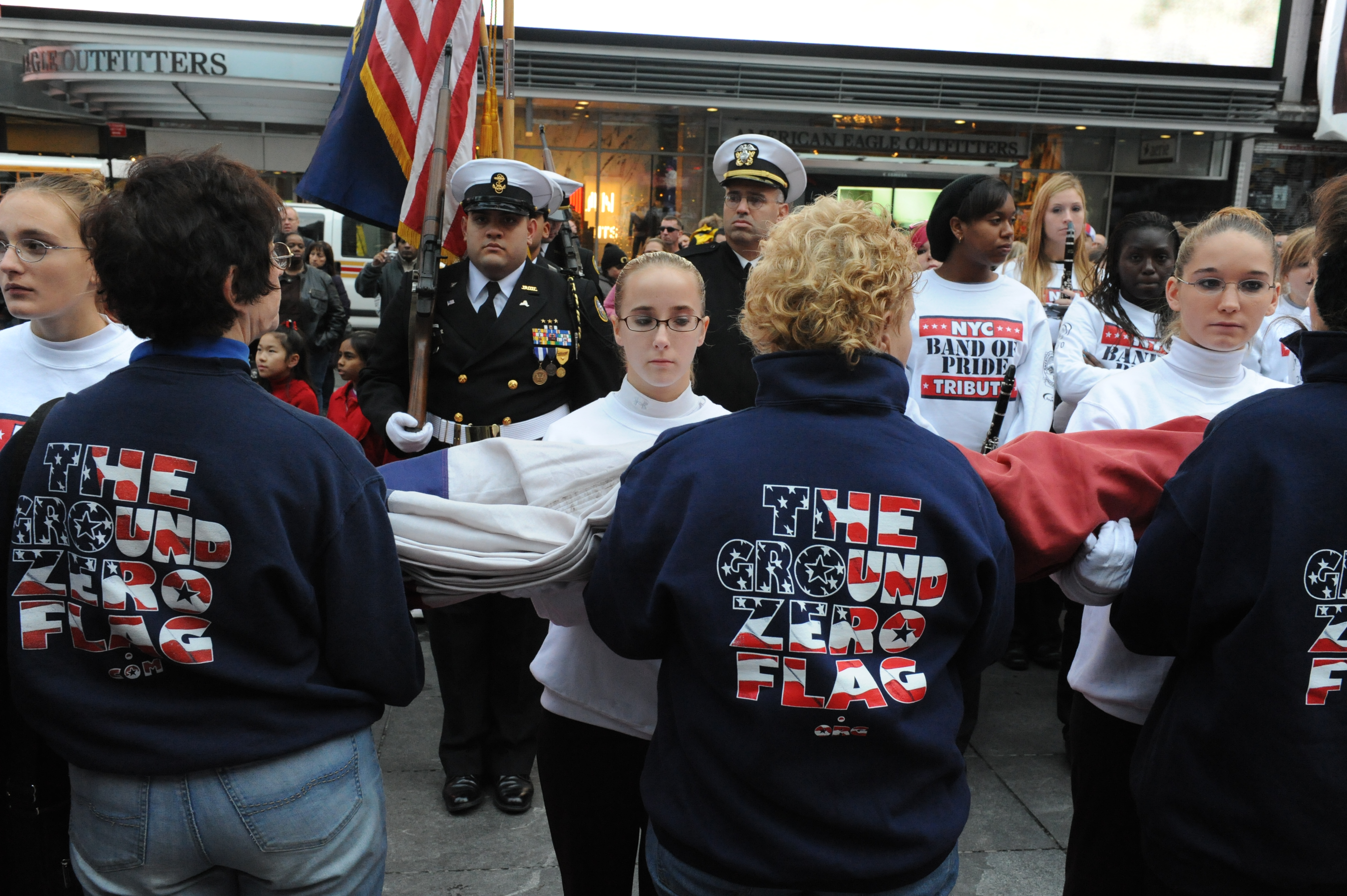 flagonredcarpetDSC_0136.JPG