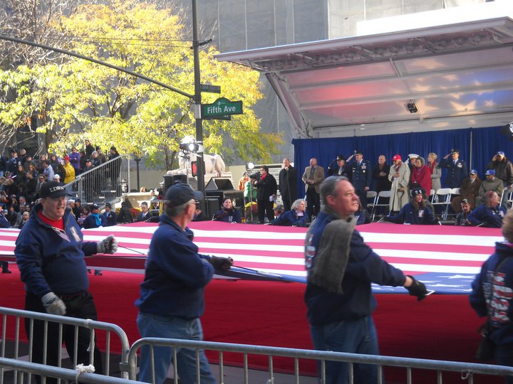 flagreviewstand2010.jpg