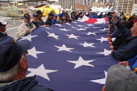 vetsfoldhalfDSC0967.jpg